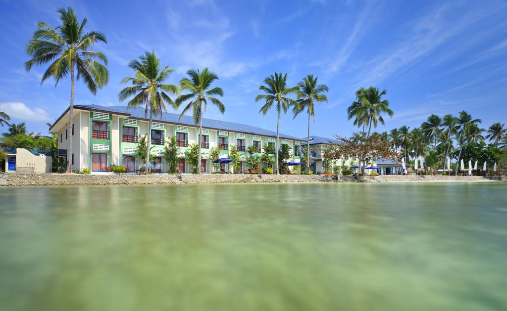 Microtel By Wyndham Puerto Princesa Bagian luar foto