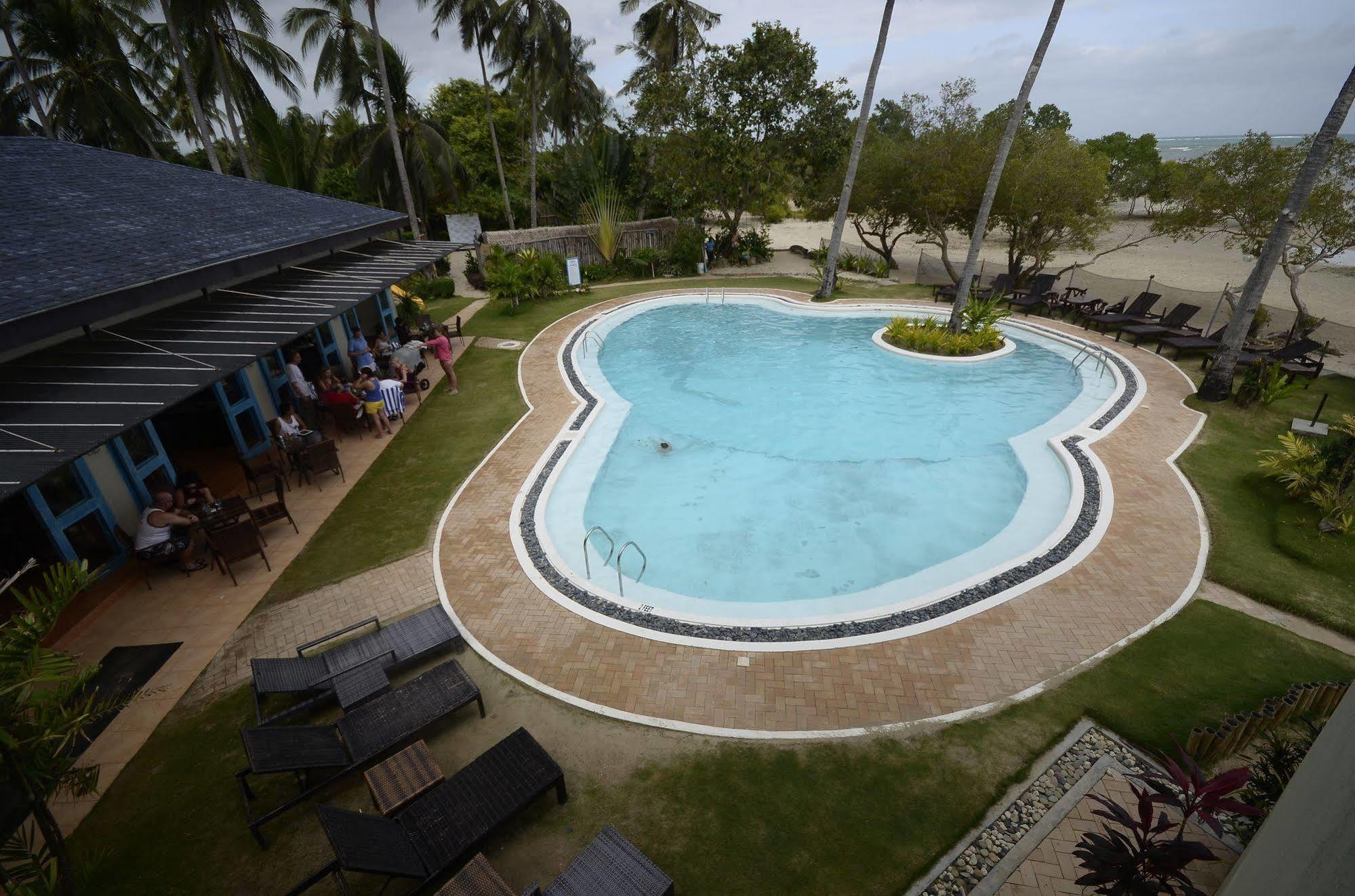 Microtel By Wyndham Puerto Princesa Bagian luar foto