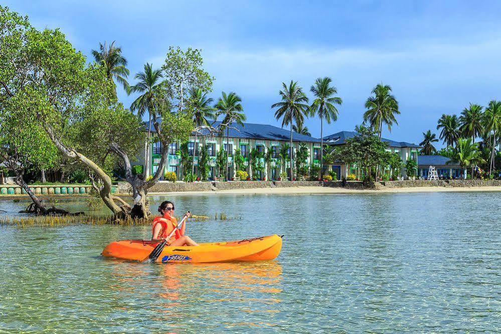 Microtel By Wyndham Puerto Princesa Bagian luar foto